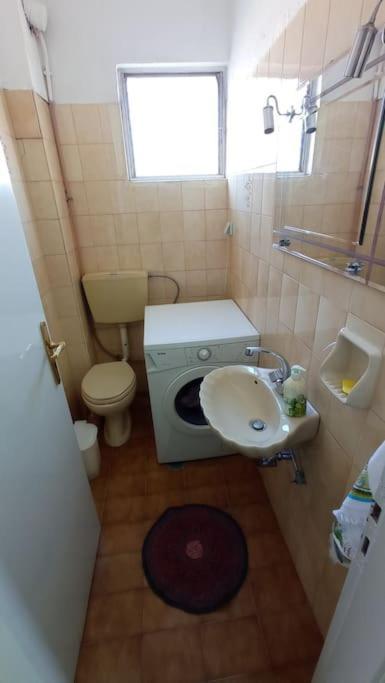 Διαμέρισμα Τριών Υπνοδωμάτιων. Ioannina Exterior photo
